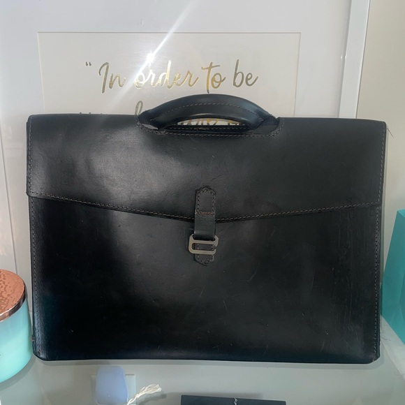 Rustico Leather Attaché Briefcase 💼🖤 - Picture 14 of 16